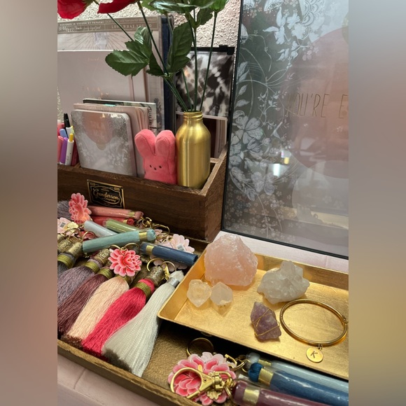 Meet your Posher, Jennifer - Picture 5 of 6